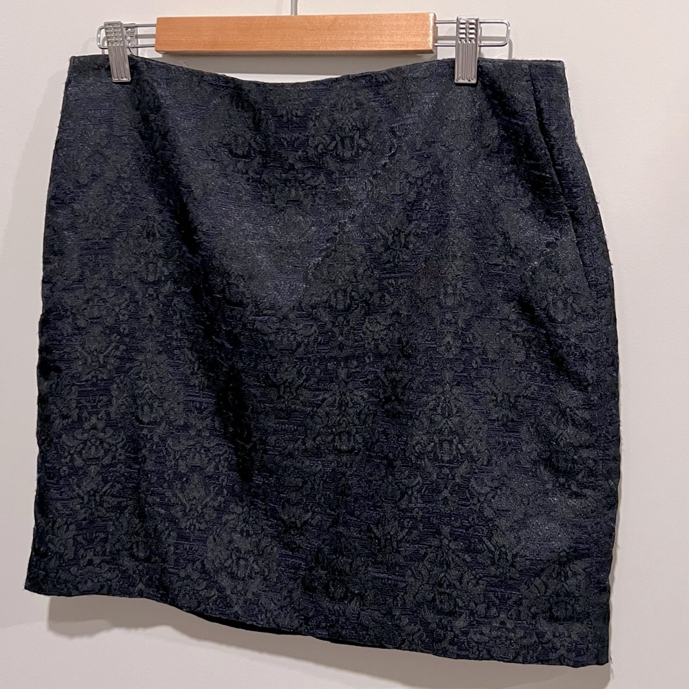Banana Republic Skirt (Navy)